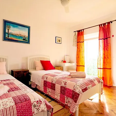 Puntin Apartment *